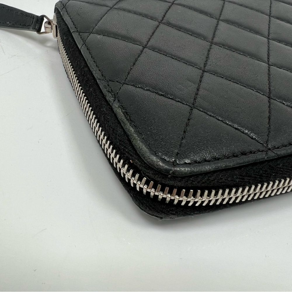 CHANEL Classic Zip Around Wallet Black Quilted lamb skin - Picture 5 of 15